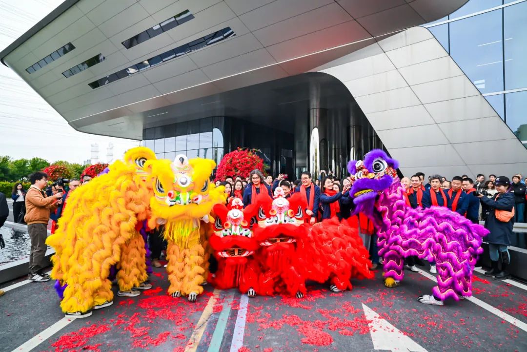 聚焦·突破｜qm球盟会·(中国)球盟会集团喜迎2025新春开门红